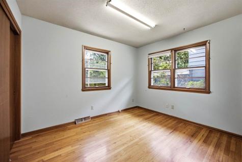 910 Talwrn Court Iowa City IA 52246