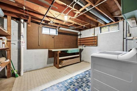 910 Talwrn Court Iowa City IA 52246