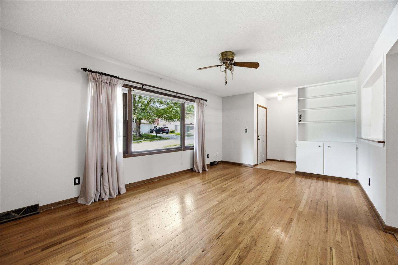 910 Talwrn Court Iowa City IA 52246