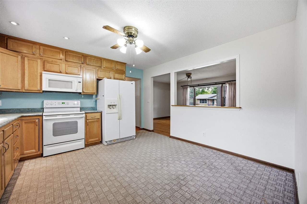 910 Talwrn Court Iowa City IA 52246