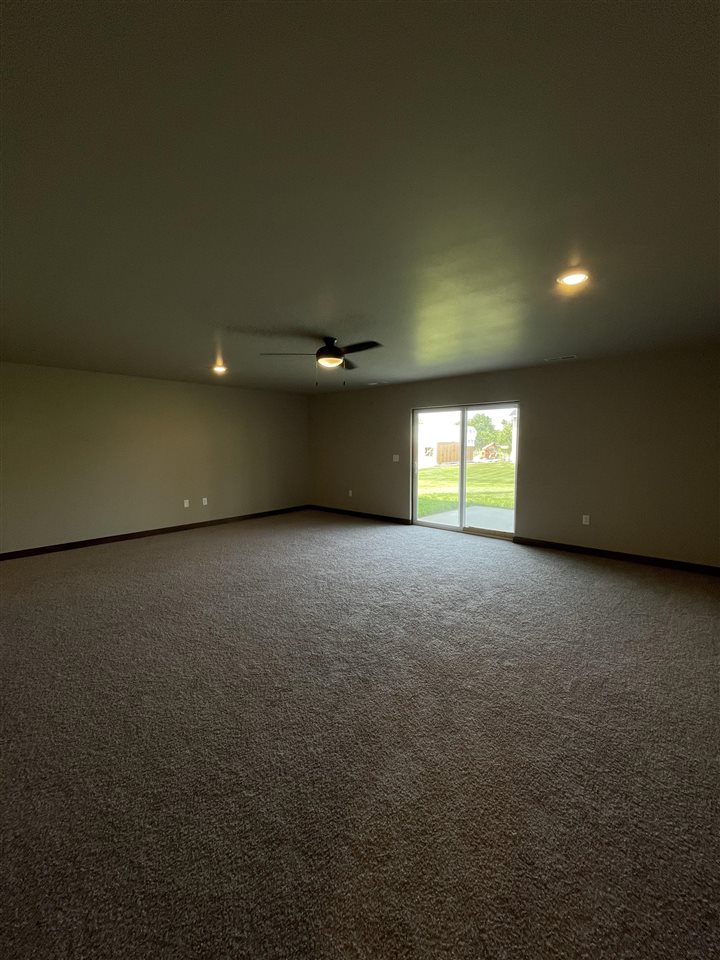 840 Armands Lane Tiffin IA 52340