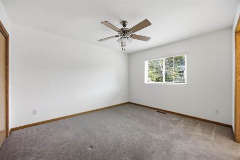 255 S 21st Street Court Marion IA 52302