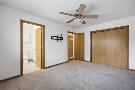 255 S 21st Street Court Marion IA 52302