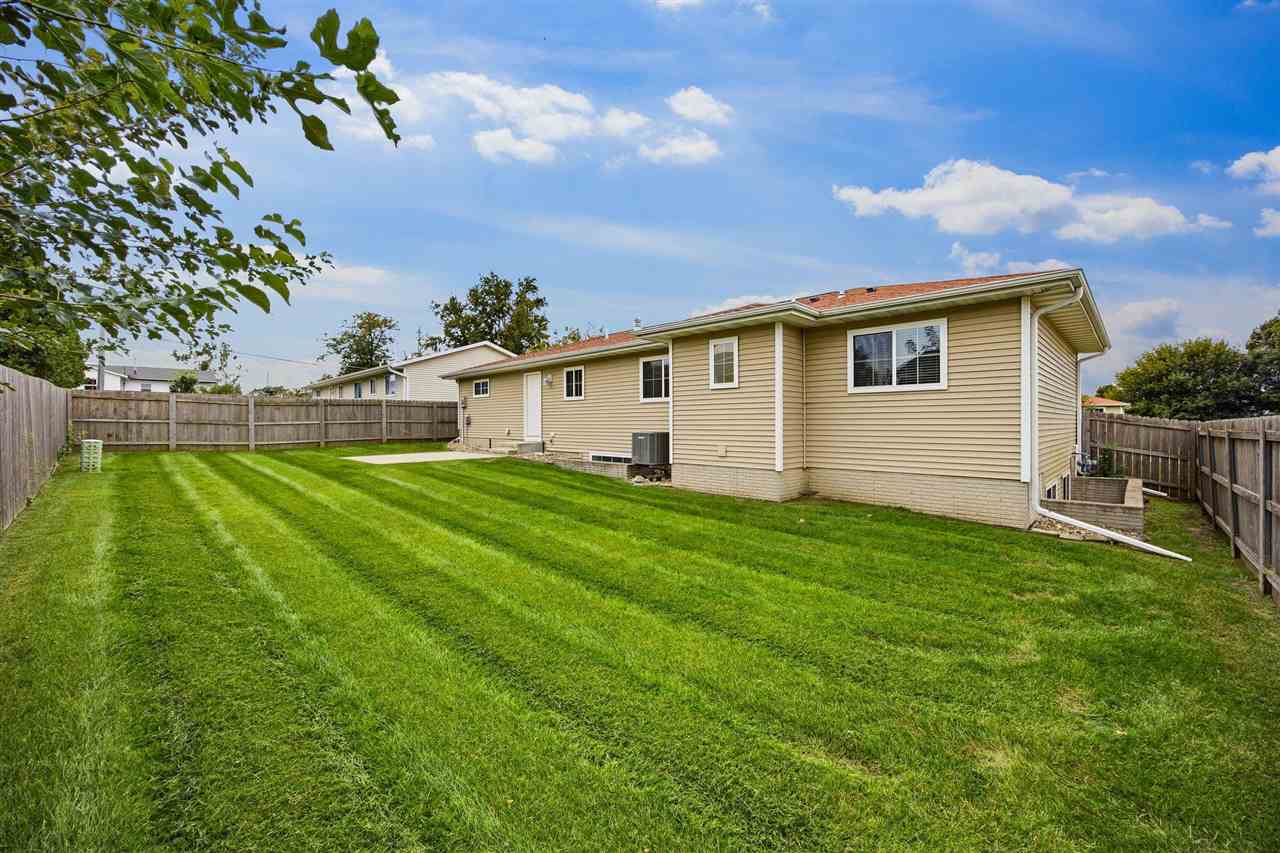 255 S 21st Street Court Marion IA 52302