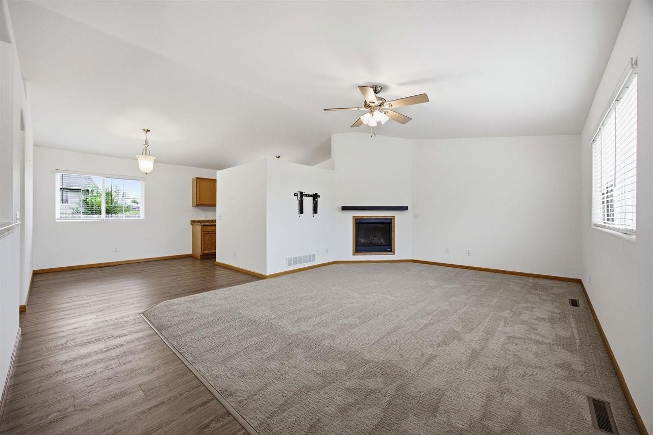 255 S 21st Street Court Marion IA 52302