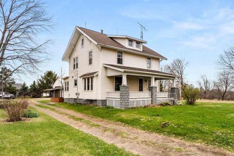 1549 S Iowa Avenue Washington IA 52353