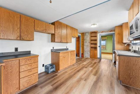 1549 S Iowa Avenue Washington IA 52353
