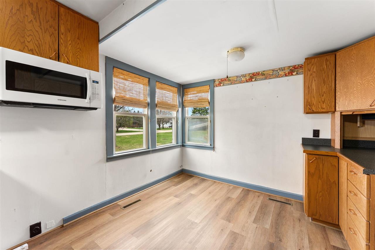 1549 S Iowa Avenue Washington IA 52353