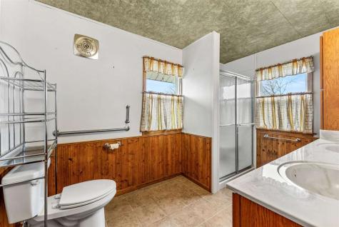 1549 S Iowa Avenue Washington IA 52353