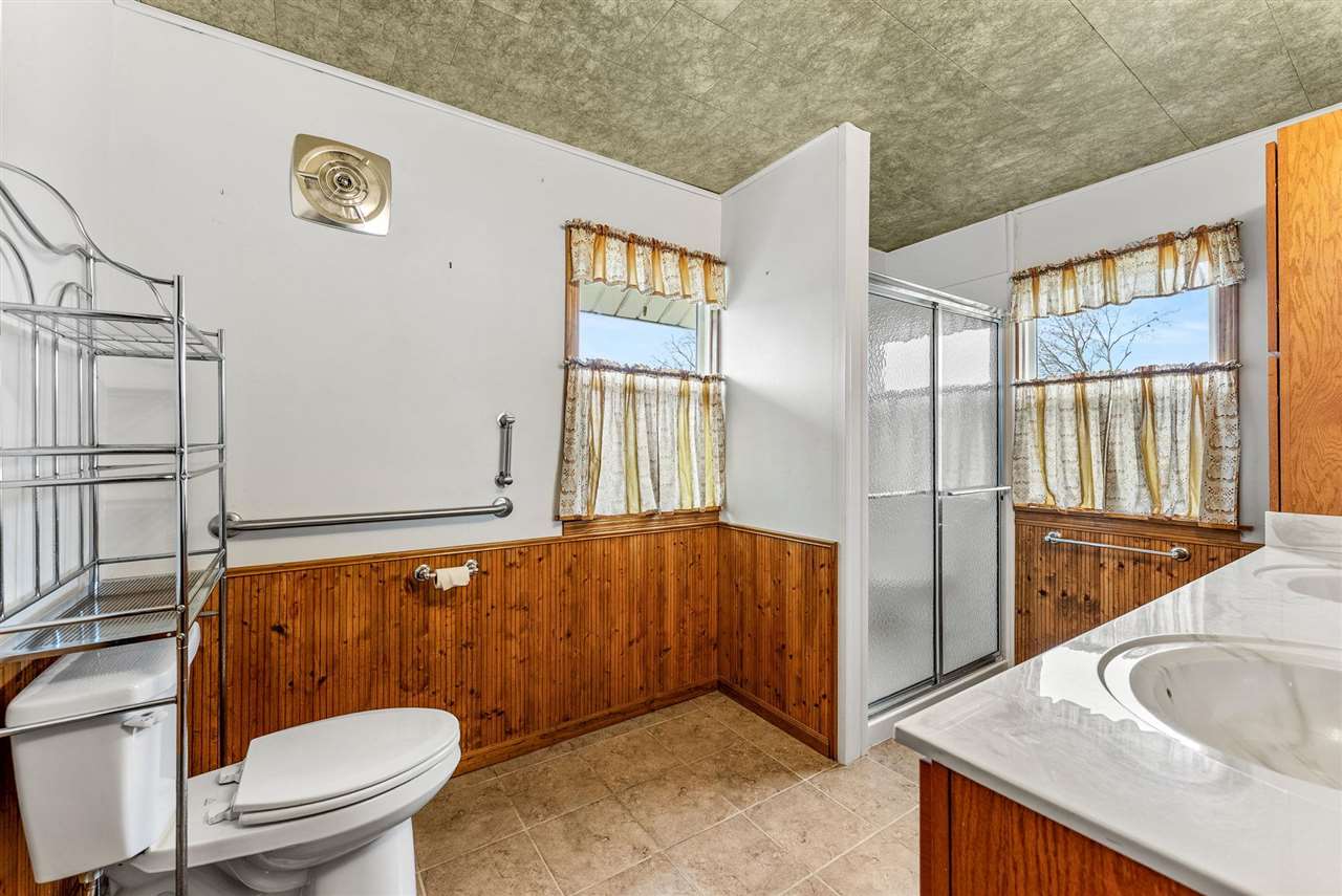 1549 S Iowa Avenue Washington IA 52353