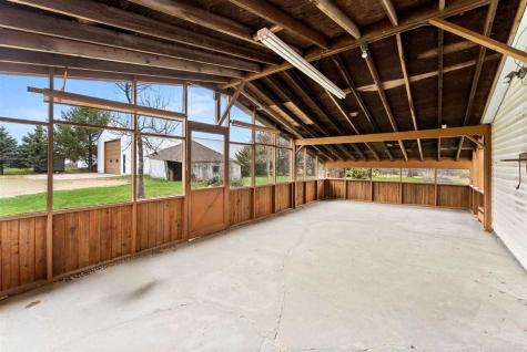 1549 S Iowa Avenue Washington IA 52353