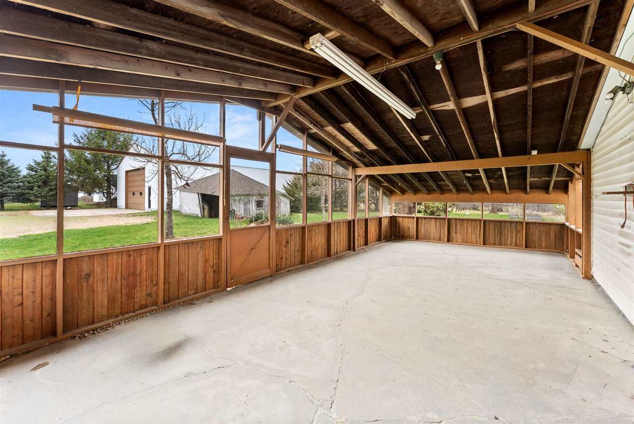 1549 S Iowa Avenue Washington IA 52353