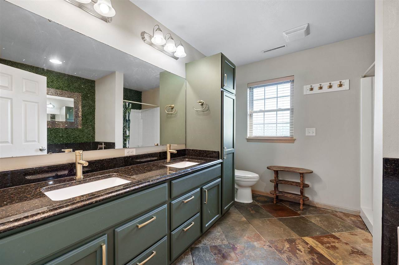 1721 12th Avenue Coralville IA 52241