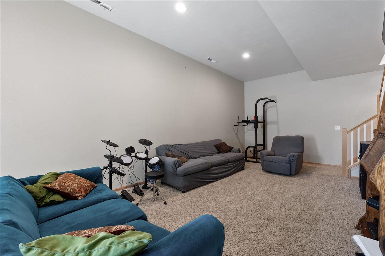 1721 12th Avenue Coralville IA 52241