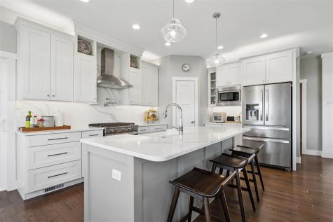 955 16th Avenue SW Mt Vernon IA 52314