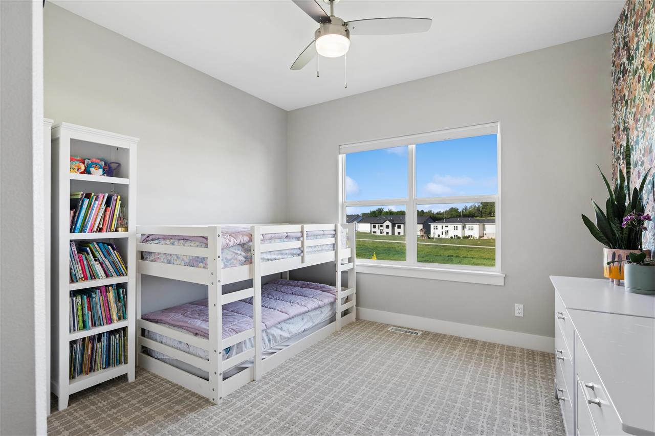 955 16th Avenue SW Mt Vernon IA 52314
