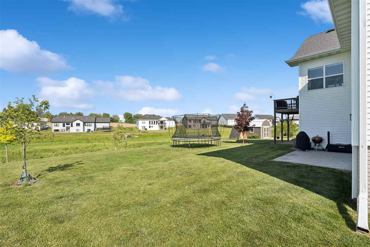955 16th Avenue SW Mt Vernon IA 52314
