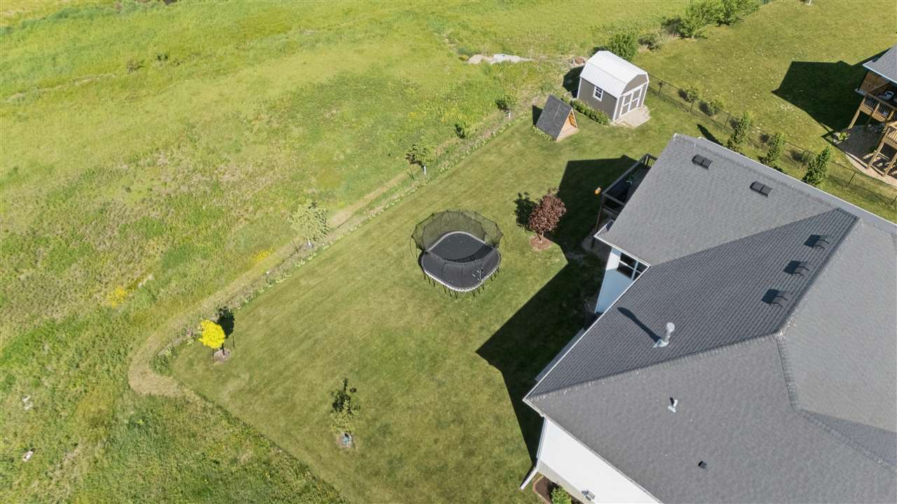 955 16th Avenue SW Mt Vernon IA 52314