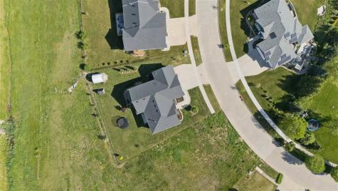 955 16th Avenue SW Mt Vernon IA 52314