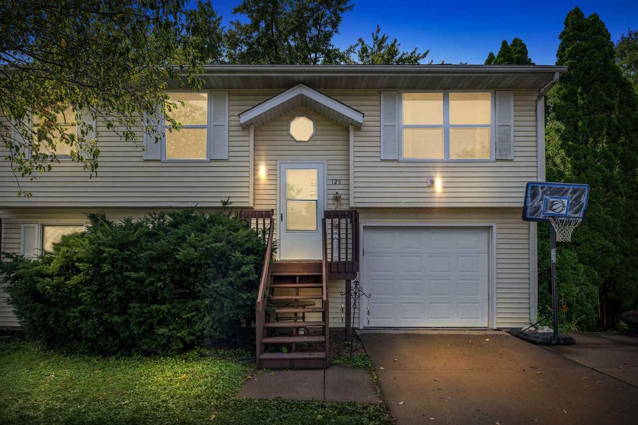 North Liberty IA, 125 Parkview Court