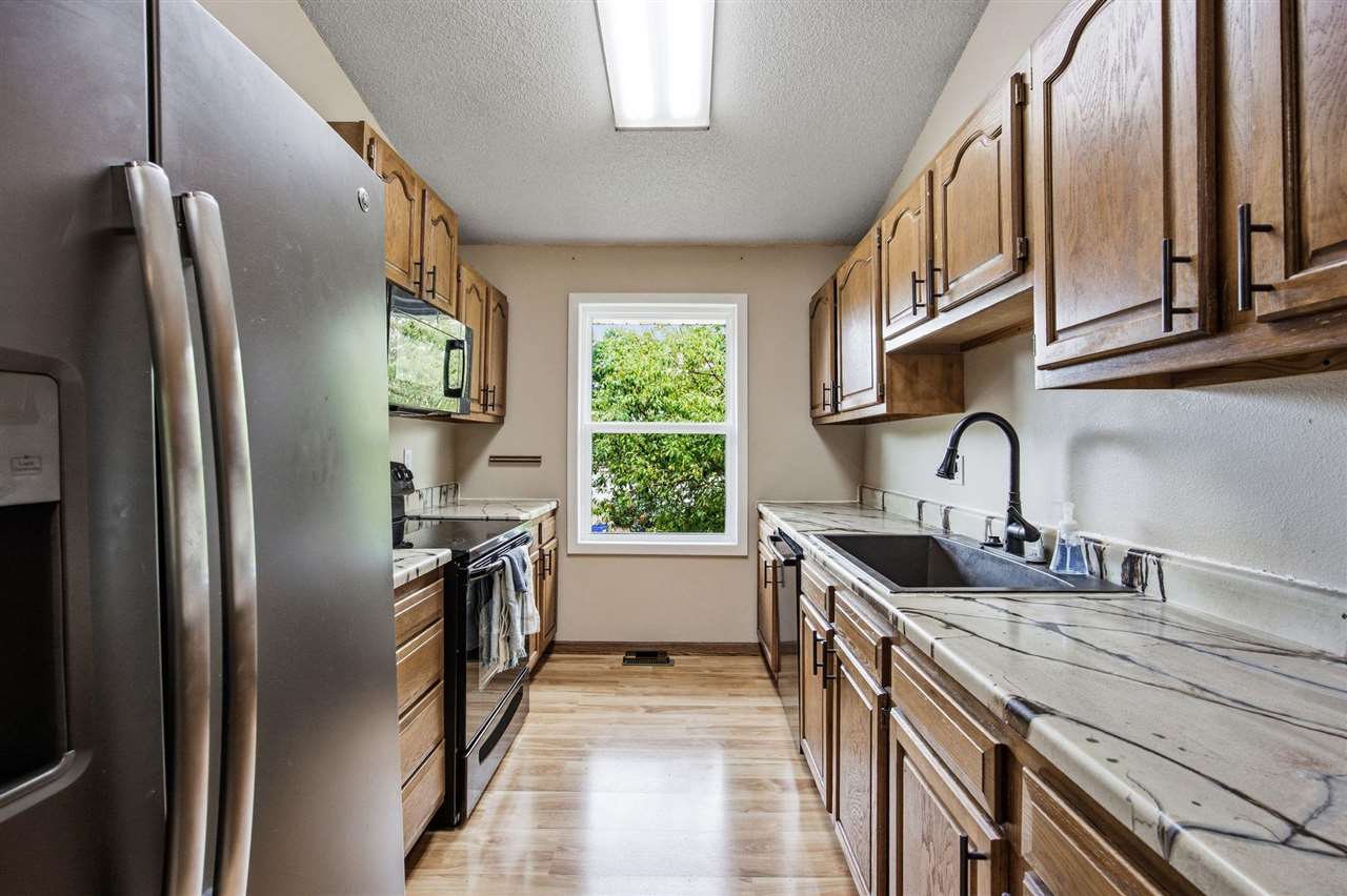 125 Parkview Court North Liberty IA 52317-9646