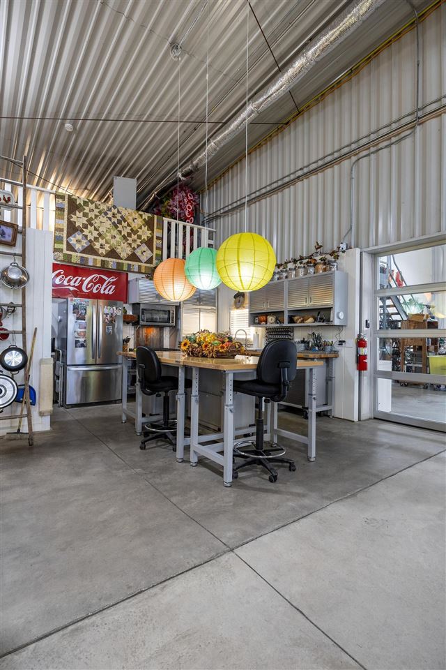 13335 Circle Drive Anamosa IA 52205