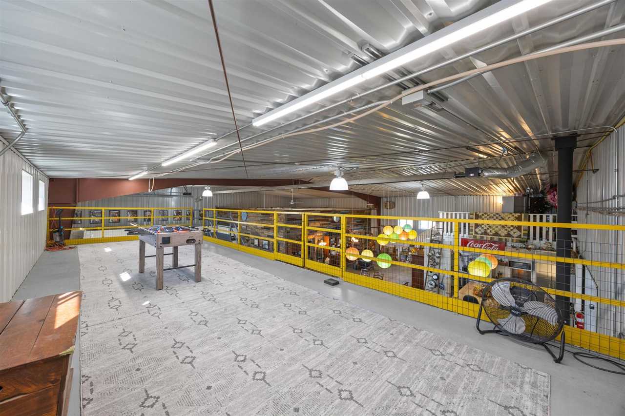 13335 Circle Drive Anamosa IA 52205