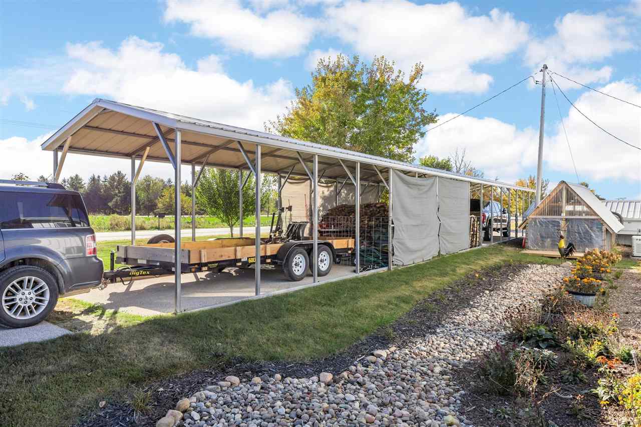 13335 Circle Drive Anamosa IA 52205