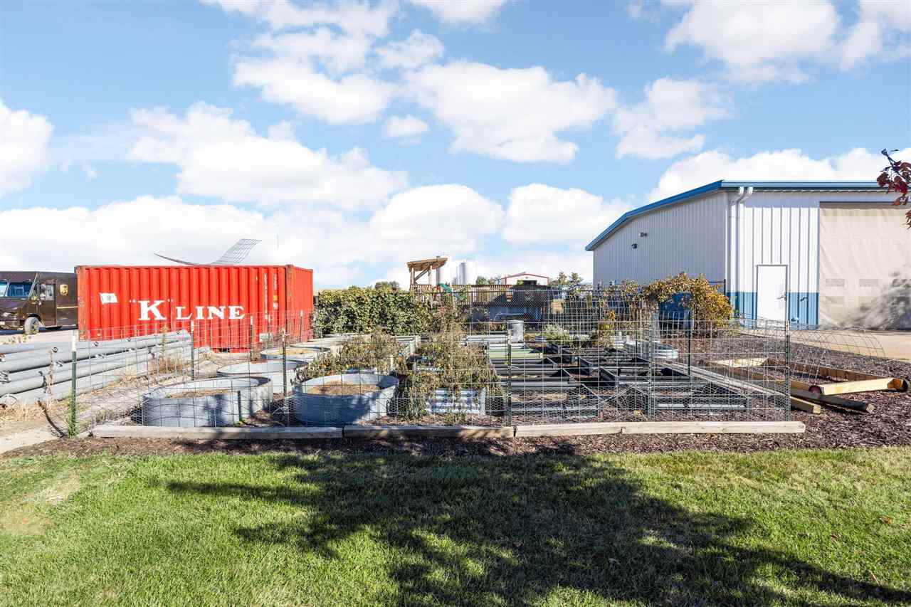 13335 Circle Drive Anamosa IA 52205