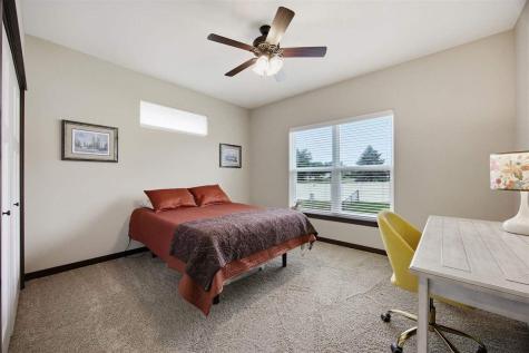 435 Oak Park Circle Marion IA 52302