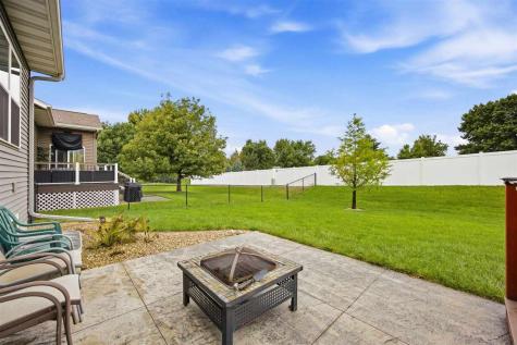 435 Oak Park Circle Marion IA 52302