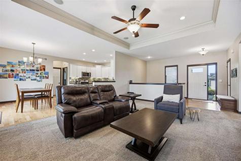 435 Oak Park Circle Marion IA 52302