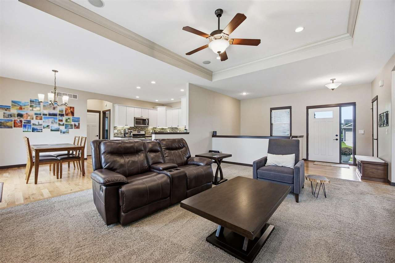 435 Oak Park Circle Marion IA 52302