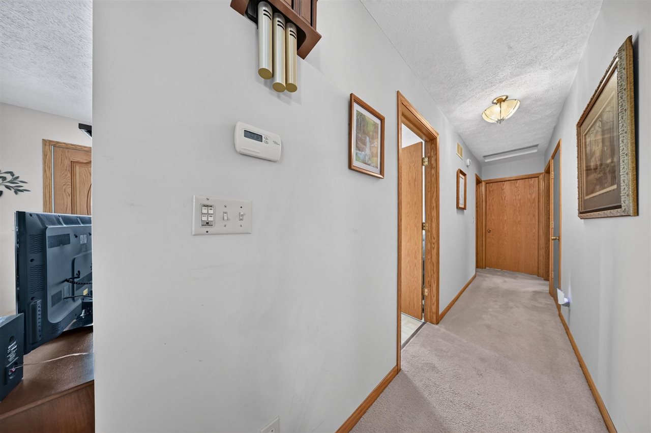 2103 Ivory Avenue Atalissa IA 52720