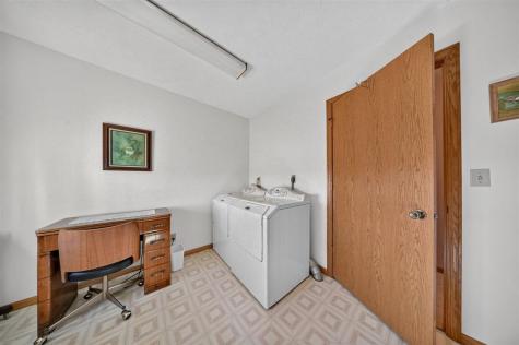 2103 Ivory Avenue Atalissa IA 52720