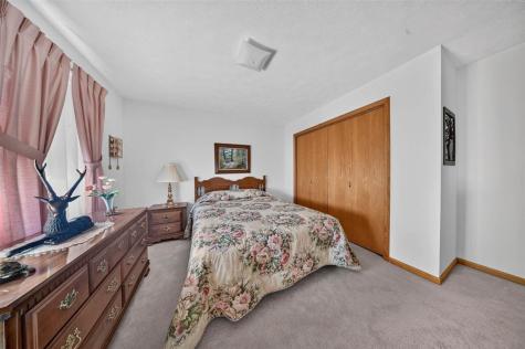 2103 Ivory Avenue Atalissa IA 52720