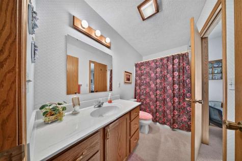 2103 Ivory Avenue Atalissa IA 52720