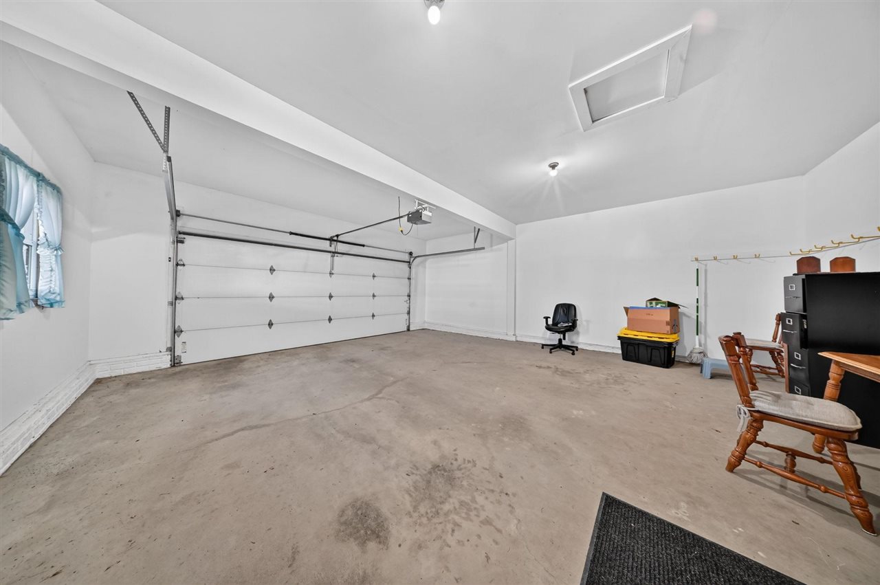 2103 Ivory Avenue Atalissa IA 52720