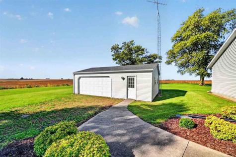 2103 Ivory Avenue Atalissa IA 52720