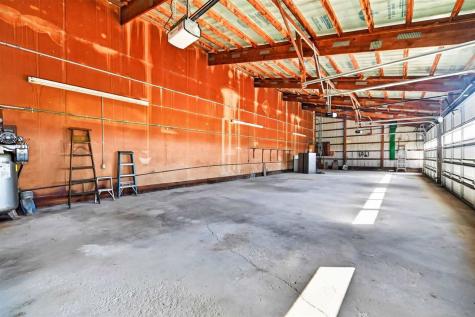 2103 Ivory Avenue Atalissa IA 52720