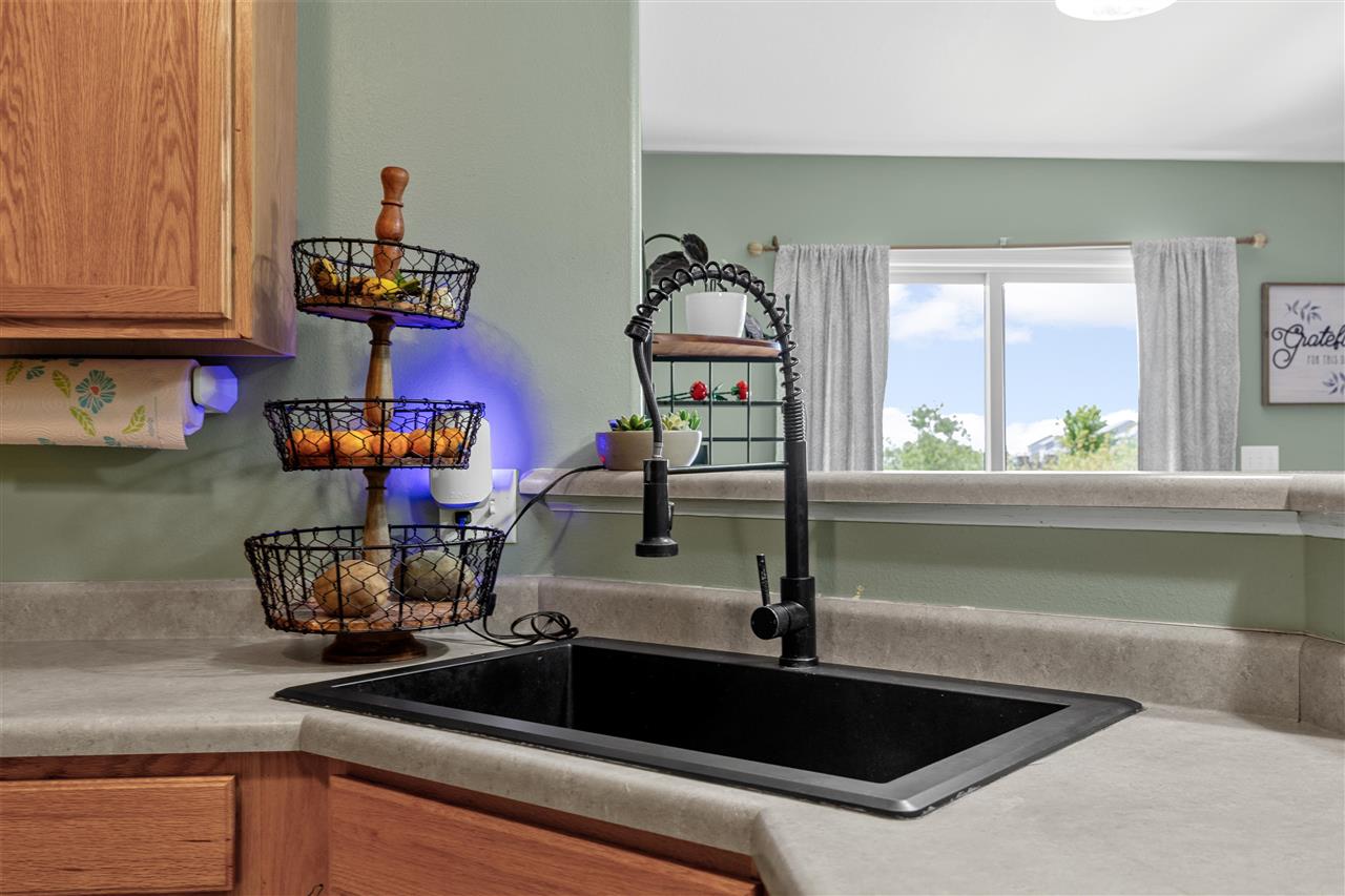 40 Cattail Lane North Liberty IA 52317