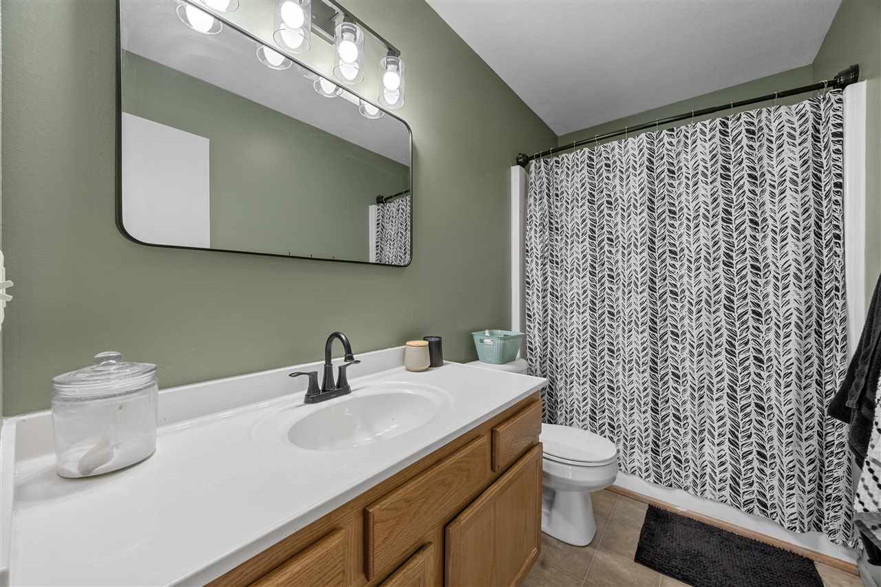 40 Cattail Lane North Liberty IA 52317