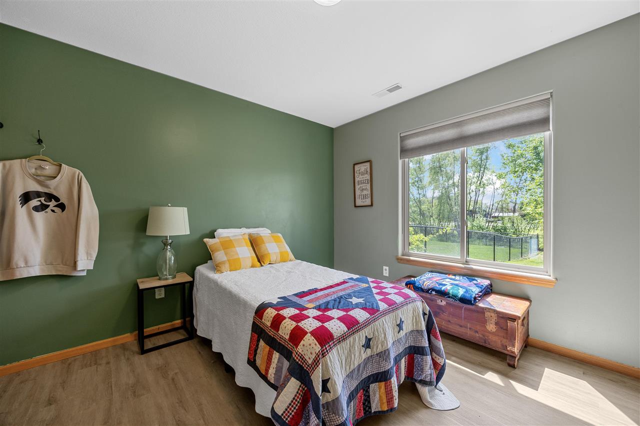 40 Cattail Lane North Liberty IA 52317