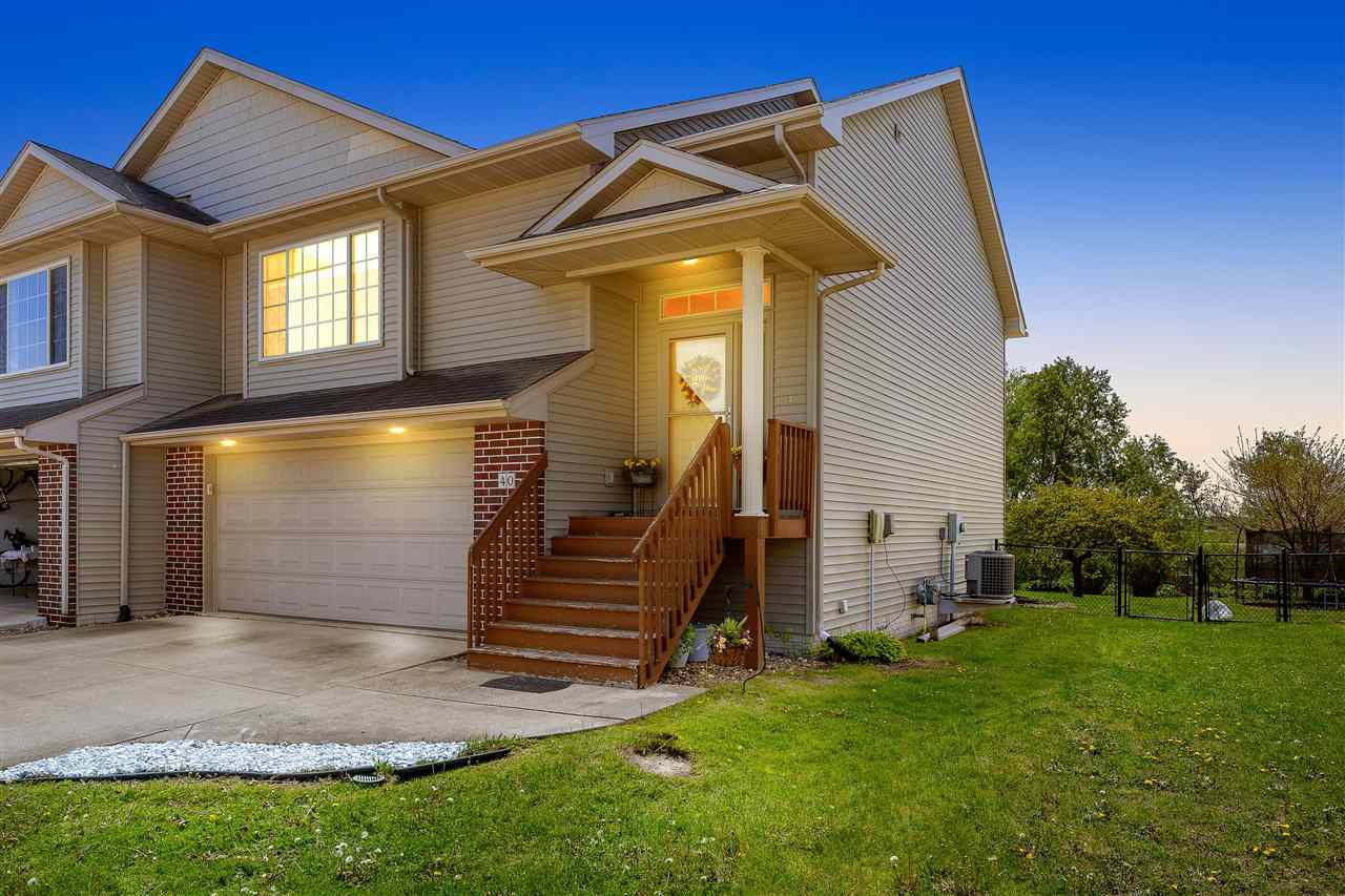 40 Cattail Lane North Liberty IA 52317