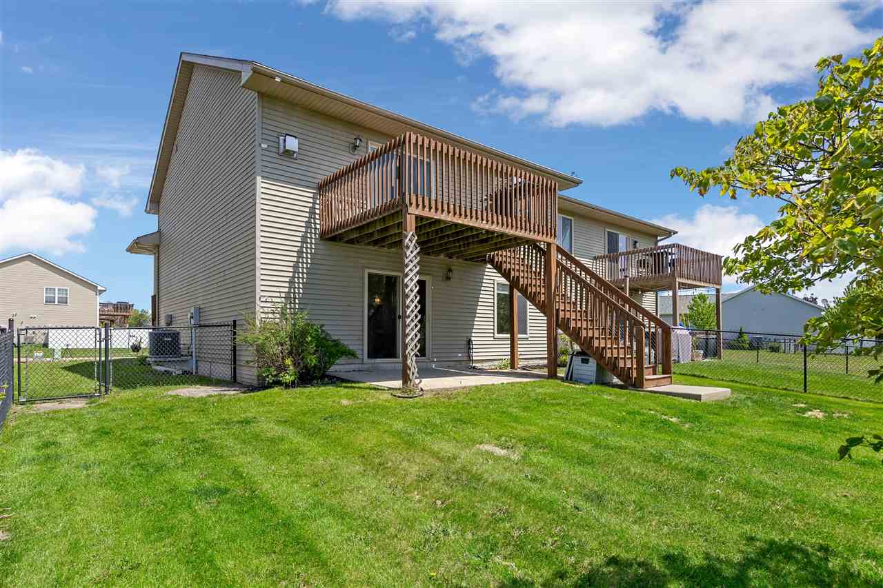 40 Cattail Lane North Liberty IA 52317