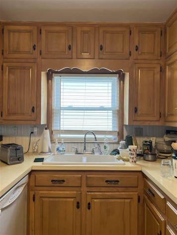 1707 Wilson Iowa City IA 52240