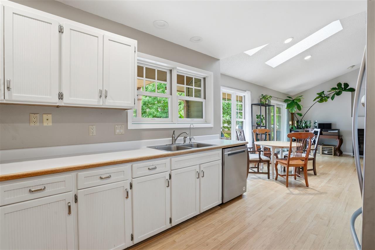 1932 Holiday Road Coralville IA 52241