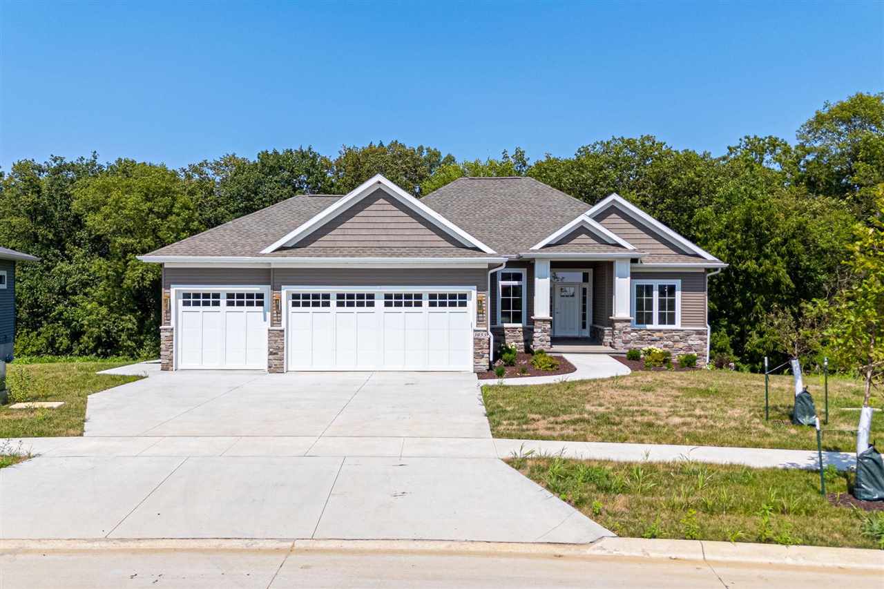 3055 Ridgeview Circle Coralville IA 52241