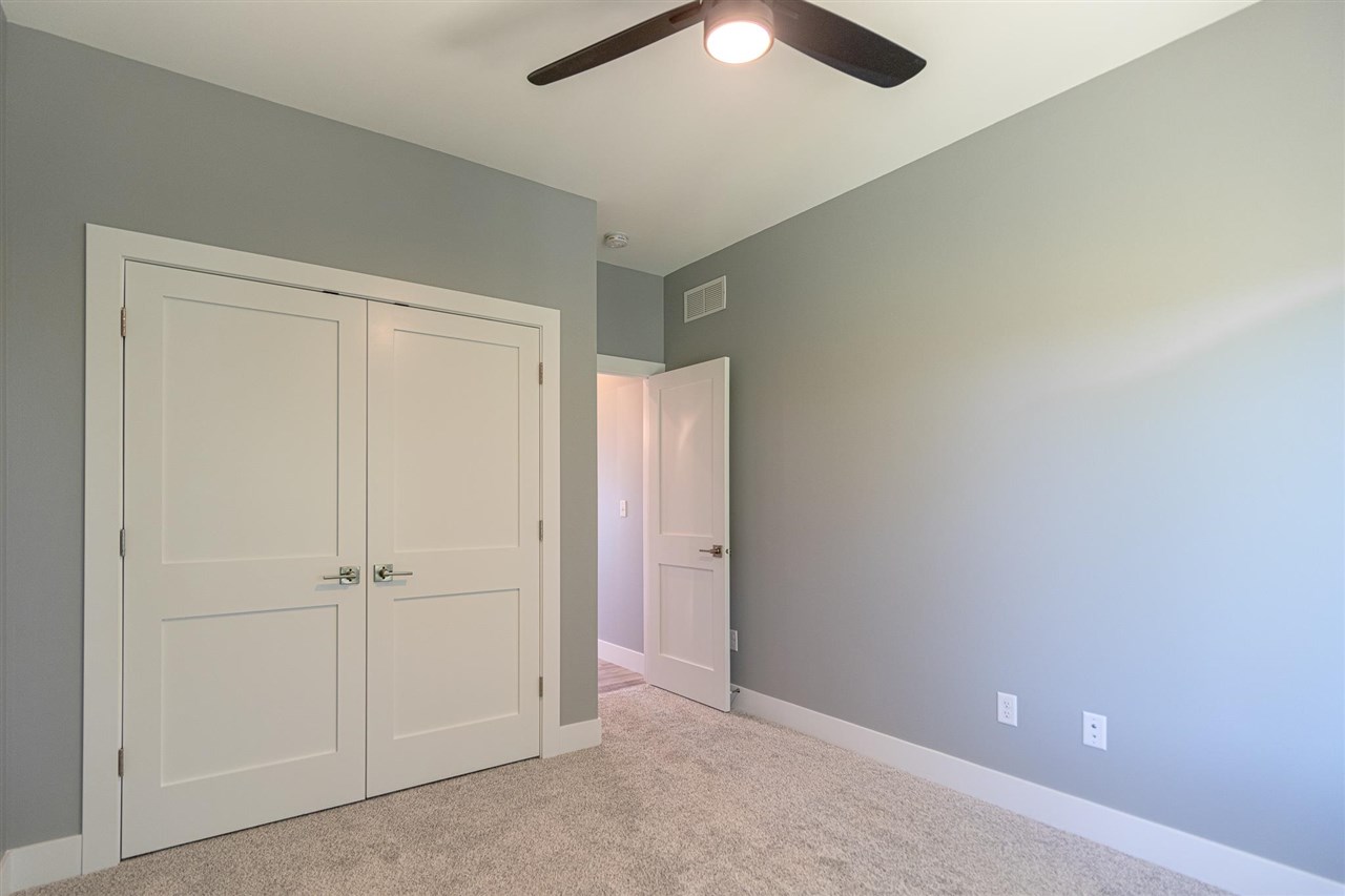 3055 Ridgeview Circle Coralville IA 52241