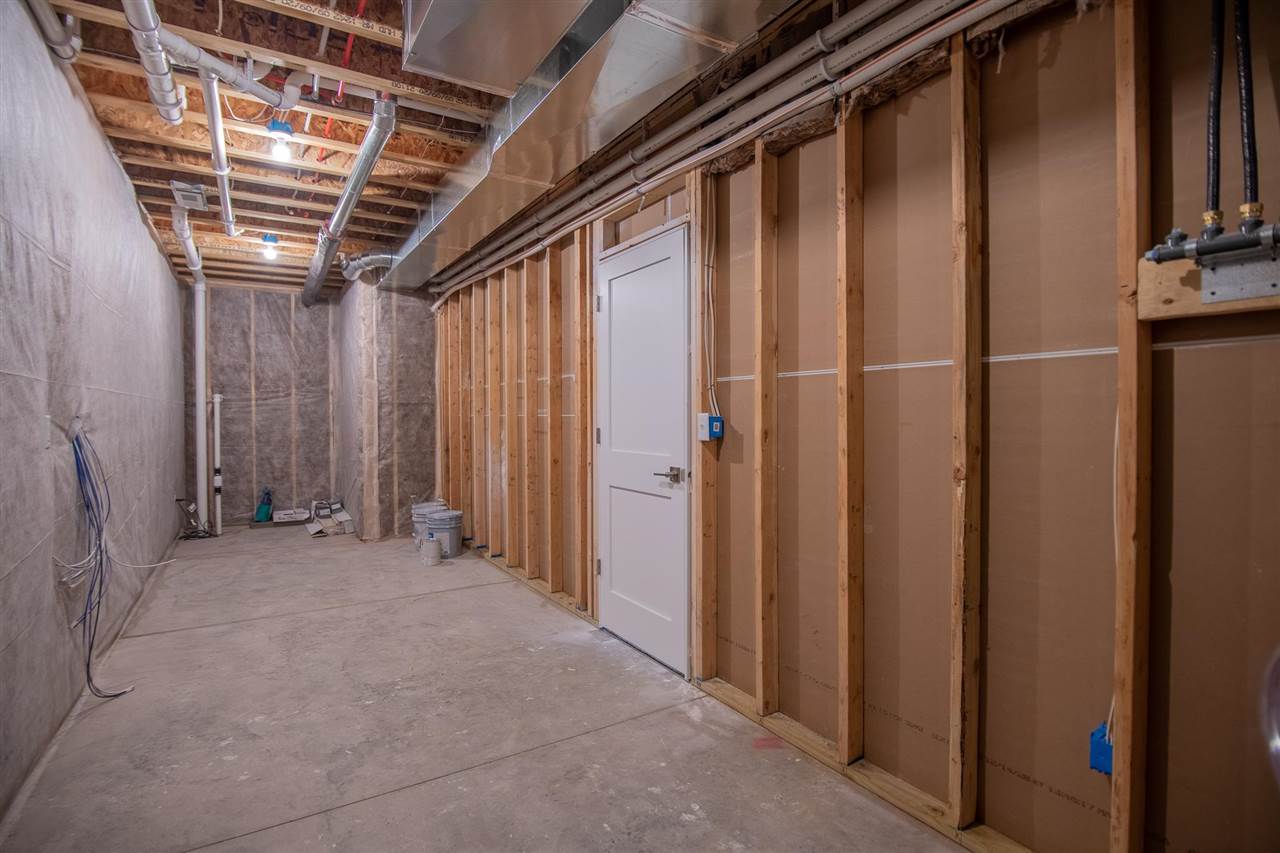 3055 Ridgeview Circle Coralville IA 52241